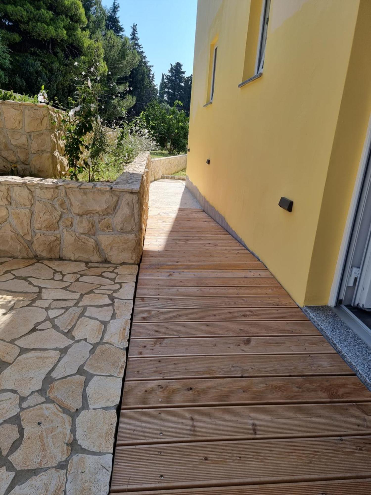 Apartments Suha Punta - Villa Babalonija Kampor エクステリア 写真